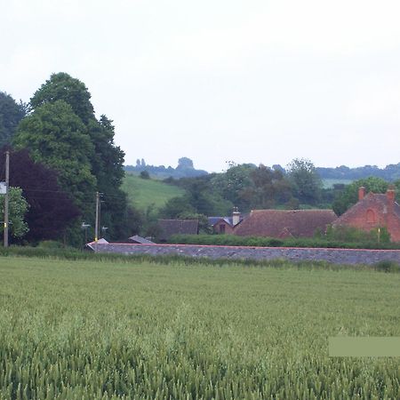 Five Cottages In Aonb And A Hobbit House! Canterbury Zewnętrze zdjęcie