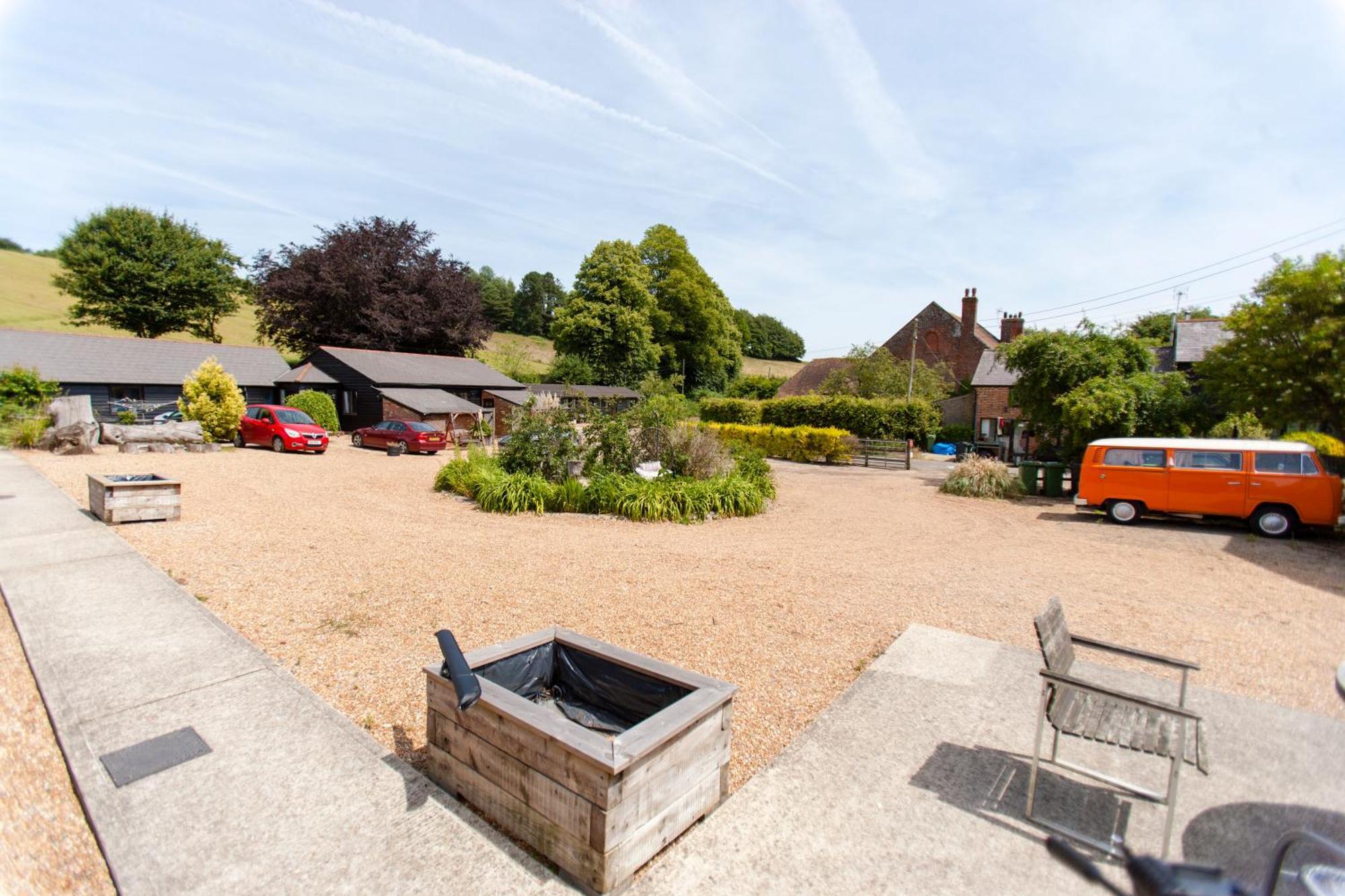 Five Cottages In Aonb And A Hobbit House! Canterbury Zewnętrze zdjęcie