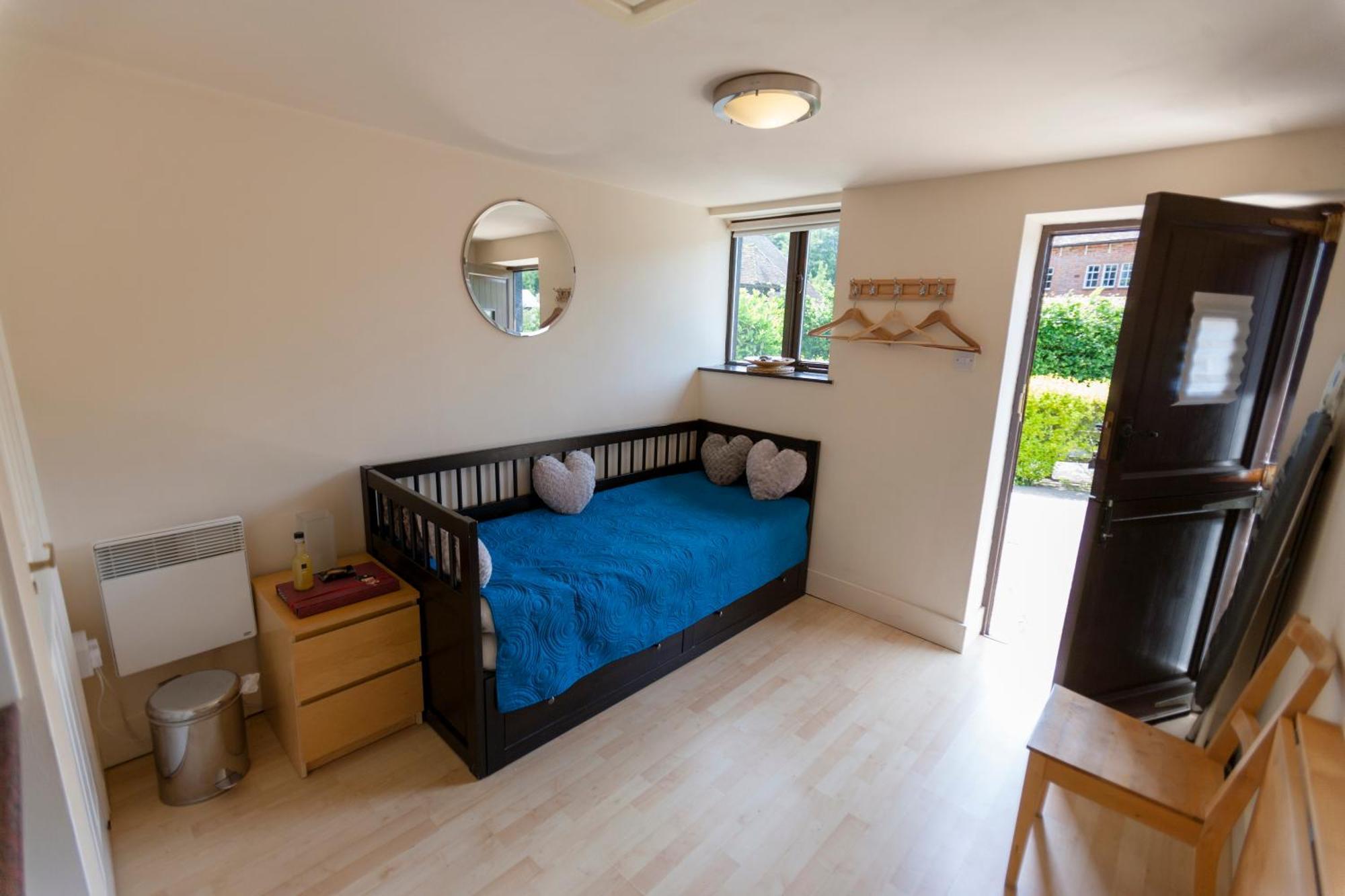 Five Cottages In Aonb And A Hobbit House! Canterbury Zewnętrze zdjęcie