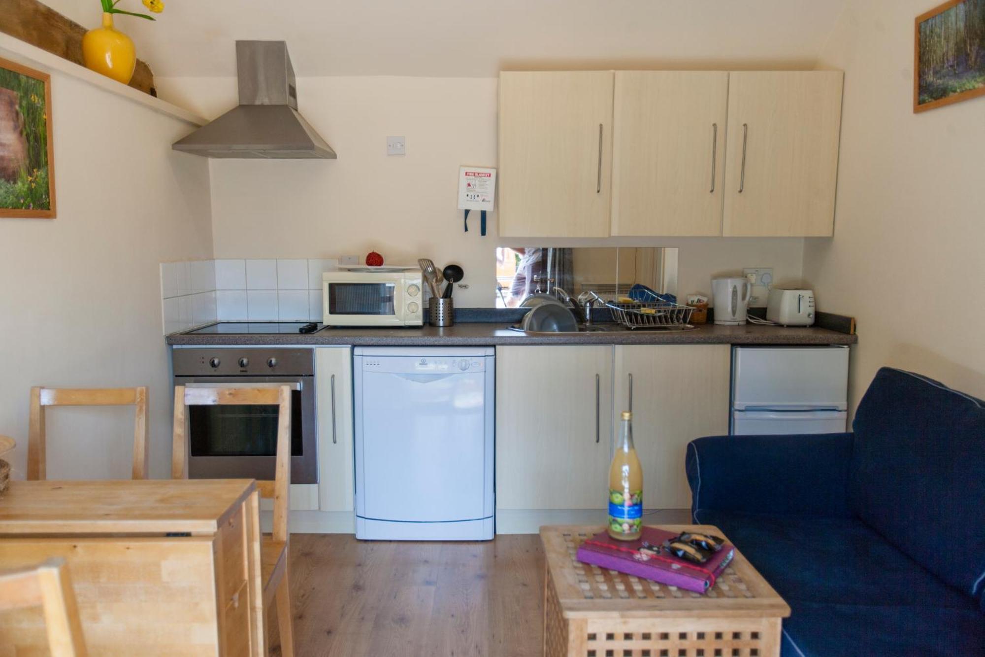 Five Cottages In Aonb And A Hobbit House! Canterbury Zewnętrze zdjęcie